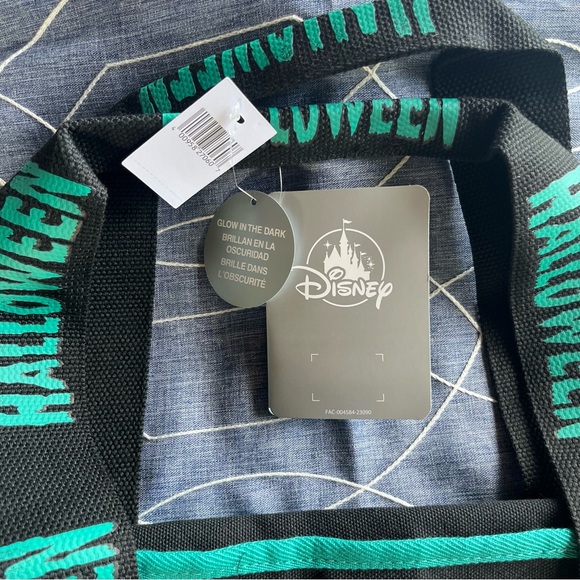 Disneyland Halloween tote 2023 - Picture 3 of 4